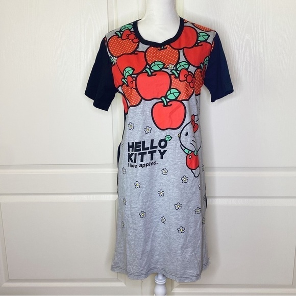 Hello Kitty I Love Apples Women’s Nightgown Shirt Small - Picture 9 of 9